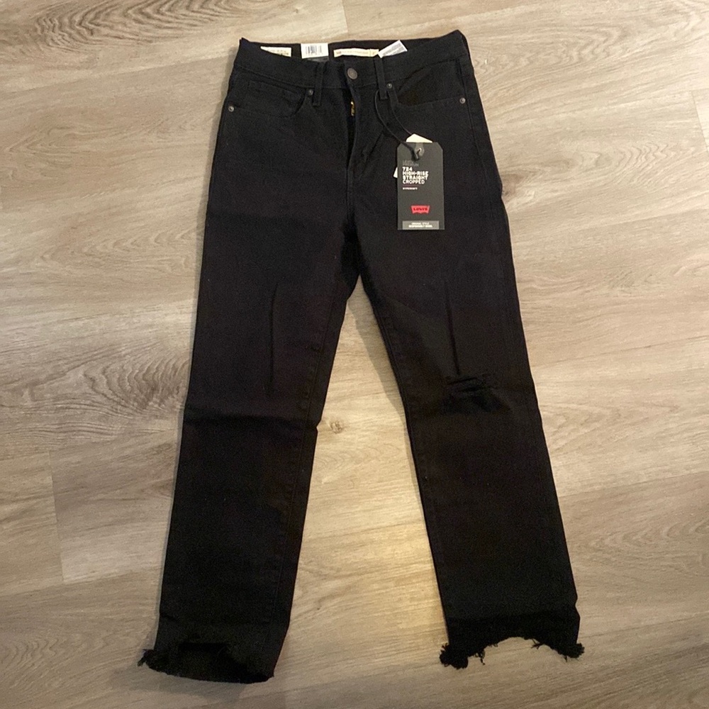 Levis high waisted straight leg NWT***